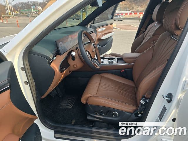 Genesis GV70, 2025 10