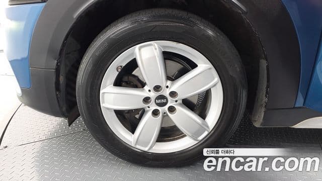 Mini Cooper D Countryman 2세대, 2017 все фото