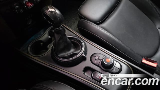 Mini Cooper D Countryman 2세대, 2017 9