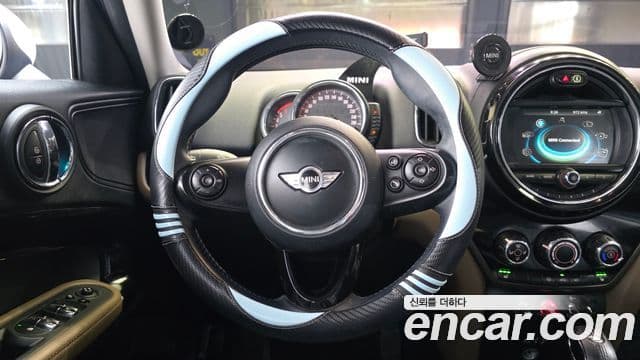 Mini Cooper D Countryman 2세대, 2017 13