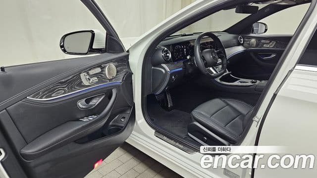 Mercedes-Benz E-класс W213 AMG Line, 2022 10