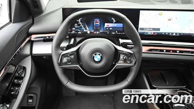 BMW 5시리즈 (G60), 2025 13
