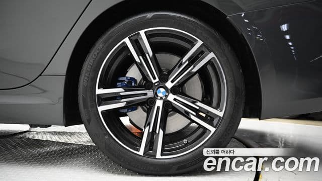 BMW 3시리즈 (G20) 320i M Sport, 2025 все фото