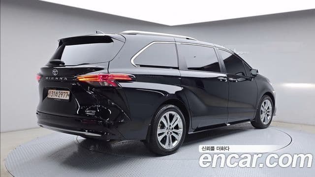 Toyota Sienna 4세대, 2022 2
