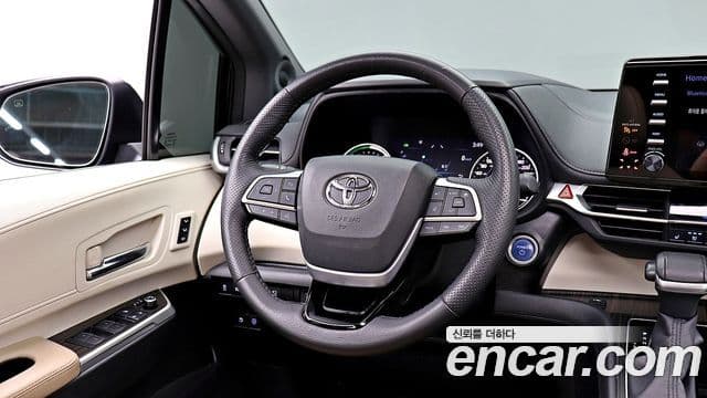 Toyota Sienna 4세대, 2022 13