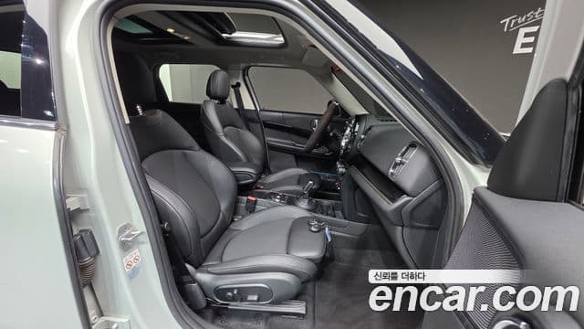 Mini Cooper D Countryman 2세대, 2022 10