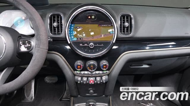 Mini Cooper D Countryman 2세대, 2022 16