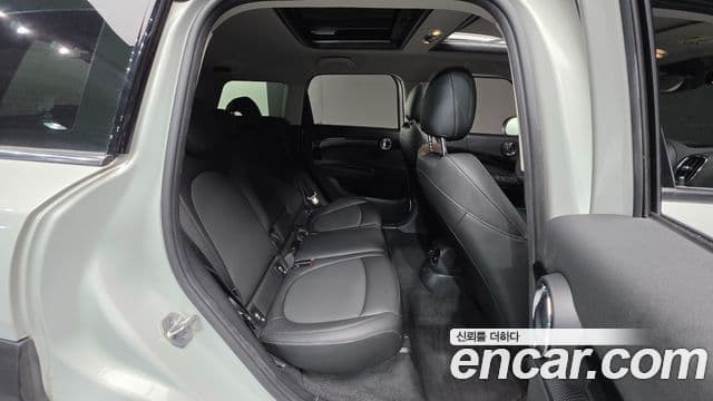 Mini Cooper D Countryman 2세대, 2022 19