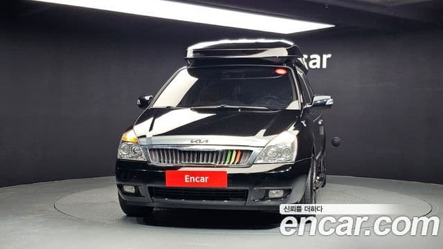 Kia Carnival R Premium, 2012 3