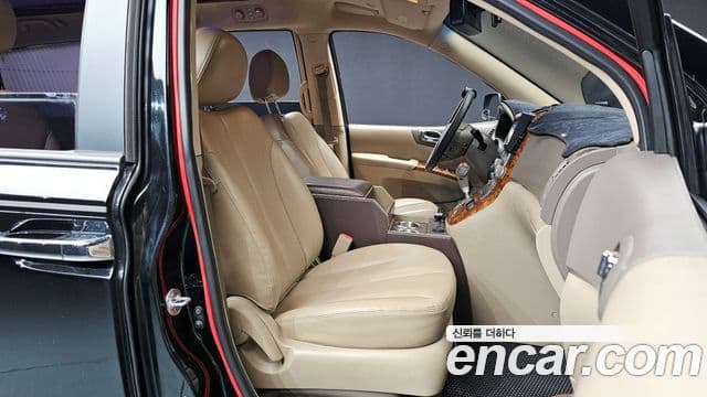 Kia Carnival R Premium, 2012 10