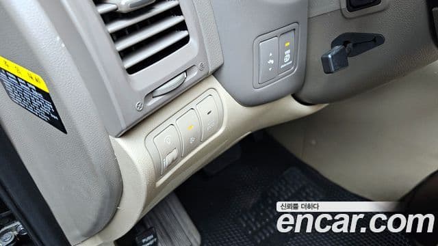 Kia Carnival R Premium, 2012 17