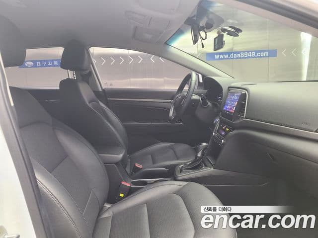 Hyundai Avante AD 1.6 GDI Smart, 2018 14