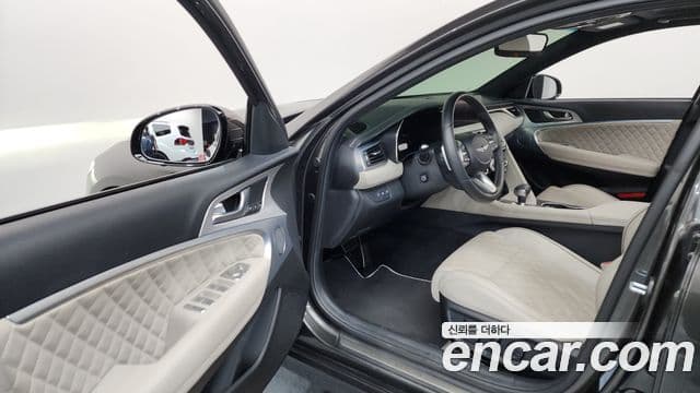 Genesis The / новый New G70, 2023 10