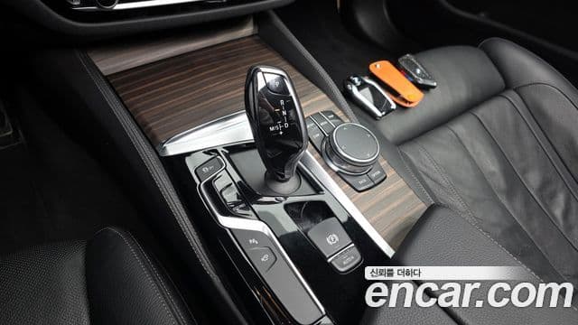 BMW 5시리즈 (G30) 520d M Sport Plus, 2017 9