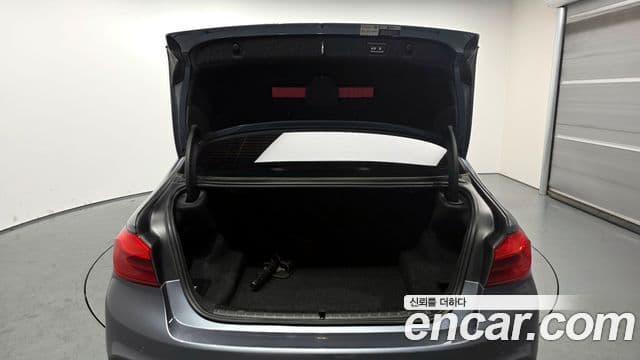 BMW 5시리즈 (G30) 520d M Sport Plus, 2017 20