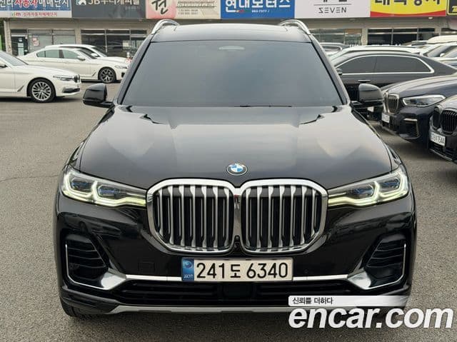 BMW X7 (G07) xDrive 40d Design Pure Excellence 7인승, 2021 3