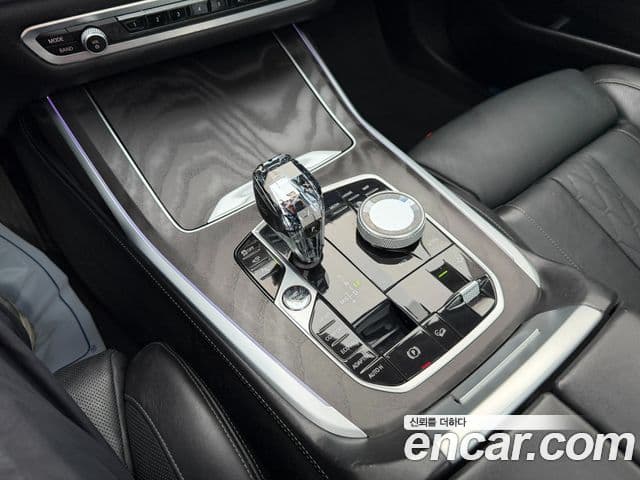 BMW X7 (G07) xDrive 40d Design Pure Excellence 7인승, 2021 9