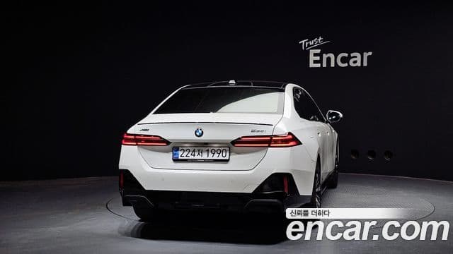 BMW 5시리즈 (G60) 530i xDrive M Sport Pro Special Edition, 2025 4