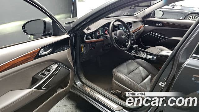 Kia All New K7 2.4 GDI Limited, 2017 10