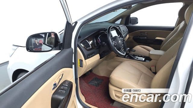 Kia The / новый New Carnival Special, 2019 12