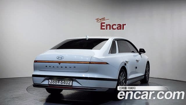 Hyundai Grandeur (GN7) люксовая версия, 2023 2