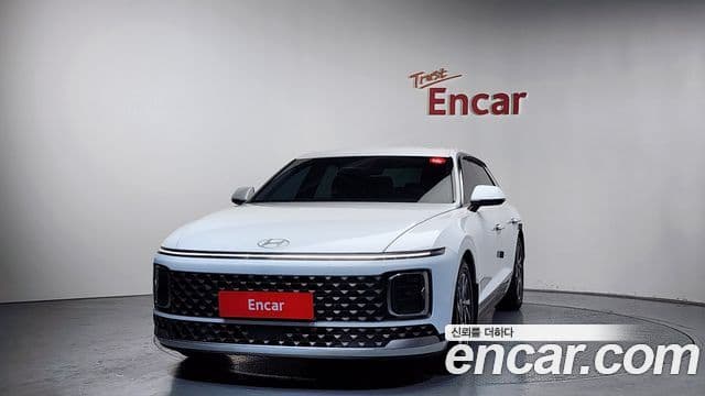 Hyundai Grandeur (GN7) люксовая версия, 2023 3