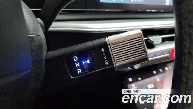 Hyundai Grandeur (GN7) люксовая версия, 2023 9