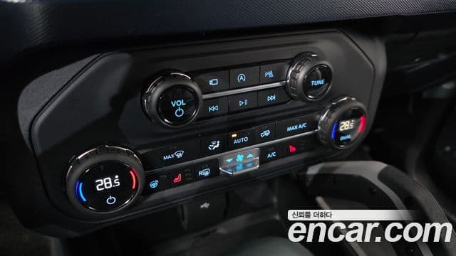 Ford Bronco 6세대 2.7 outer Banks, 2023 16