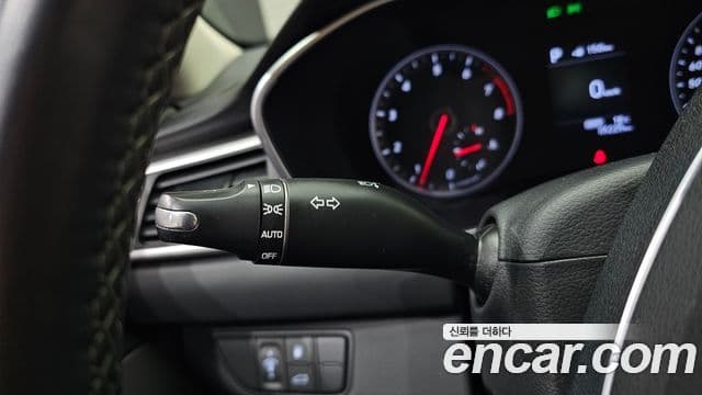 Genesis G70 Advanced, 2018 18