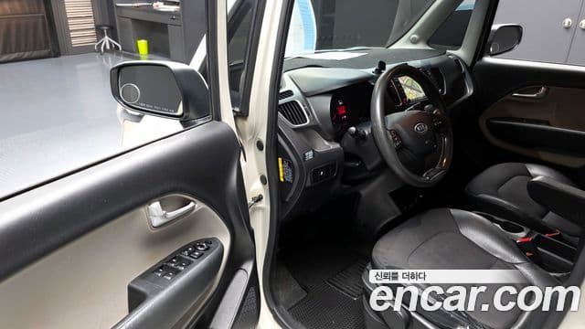 Kia Ray Special, 2013 11