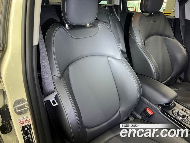 Mini Cooper 클럽맨 2세대, 2022 9