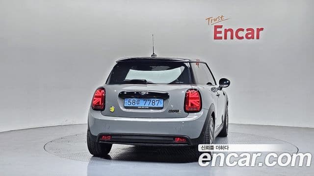 Mini Cooper Электрический (Electric) 3세대, 2022 4