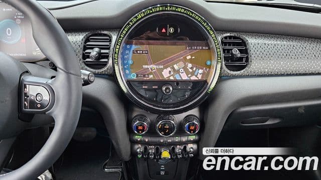 Mini Cooper Электрический (Electric) 3세대, 2022 20