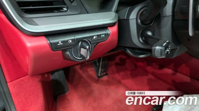 Porsche 911 (992) Carrera 4 кабриолет, 2024 18