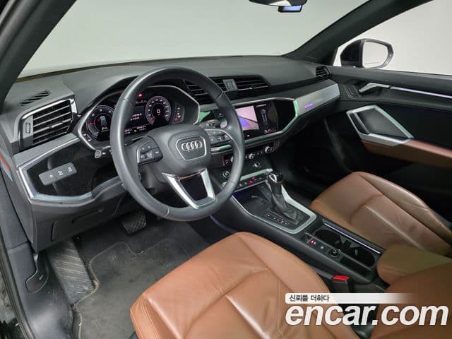 Audi Q3 (F3) Premium, 2023 10