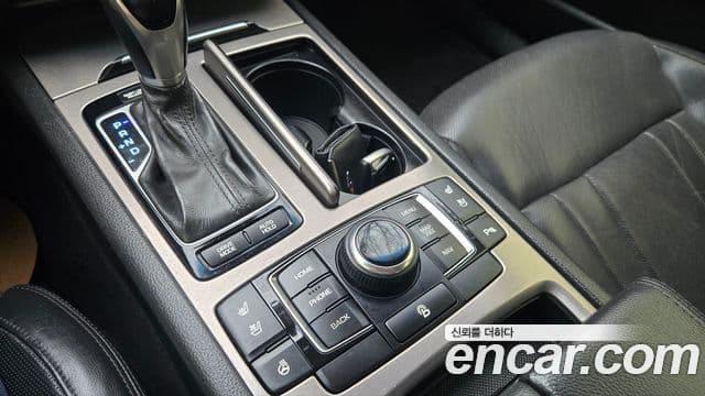 Hyundai Genesis DH Premium, 2014 17