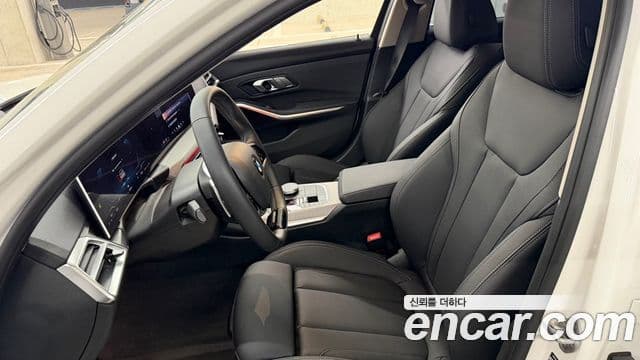 BMW 3시리즈 (G20), 2025 10