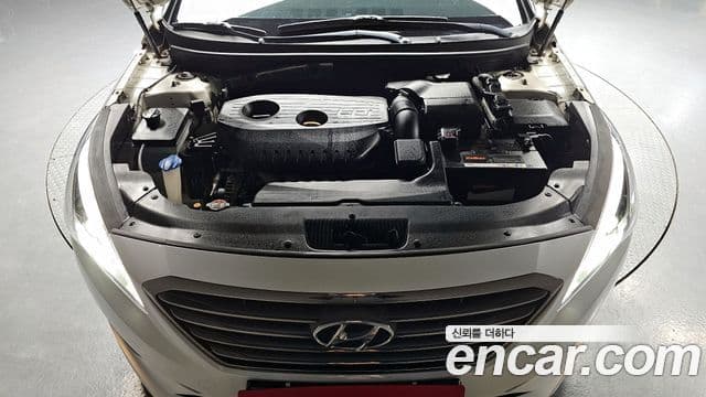 Hyundai LF Sonata Special, 2015 6