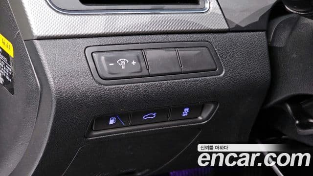 Hyundai LF Sonata Special, 2015 17