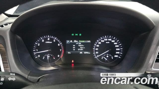 Genesis G80 Premium Luxury, 2017 8