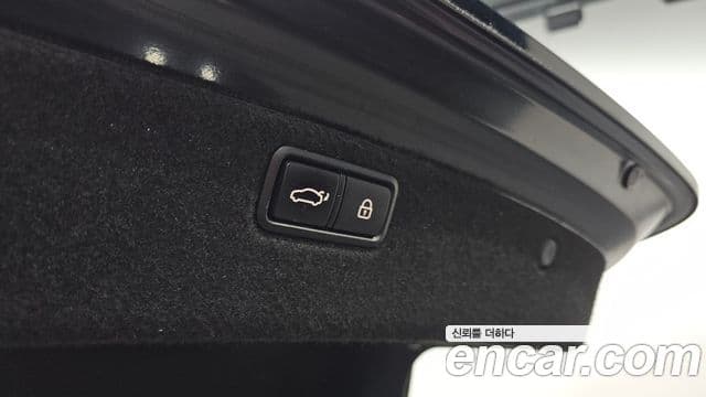 Genesis G80 Premium Luxury, 2017 18