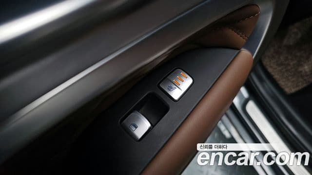 Genesis G70 Elite, 2019 17