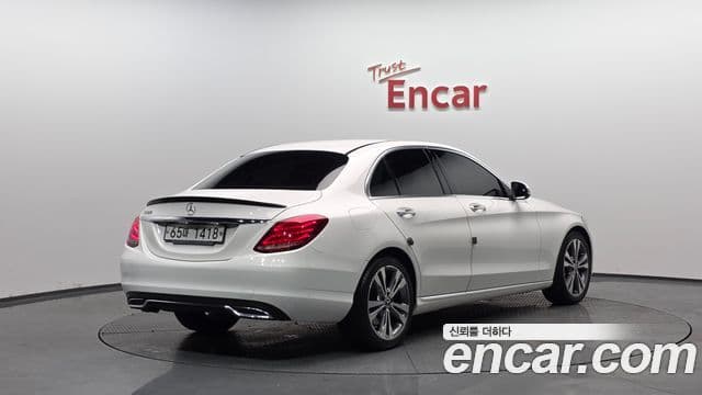 Mercedes-Benz C-класс W205 Avantgarde, 2018 2