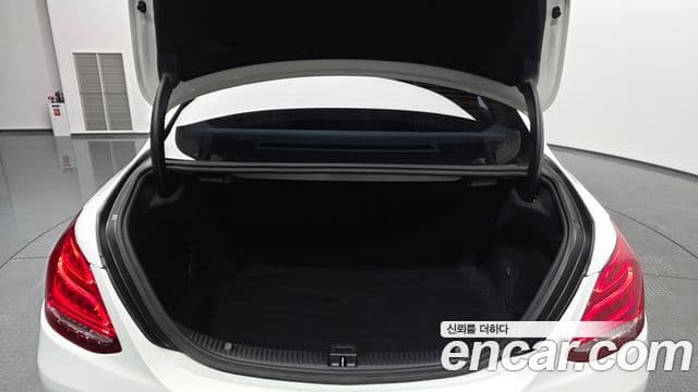 Mercedes-Benz C-класс W205 Avantgarde, 2018 20