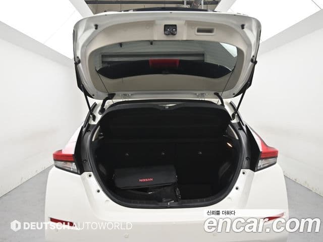 Nissan 리프 (ZE1) EV SL, 2019 19