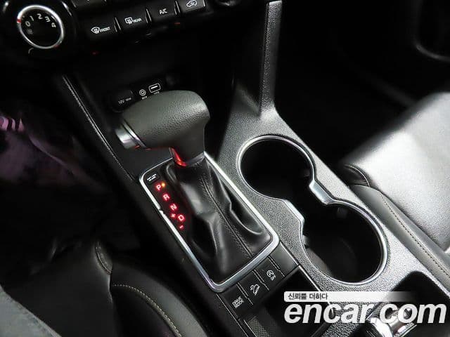 Kia Sportage 4세대 дизель 2.0 2WD Trendy, 2016 9