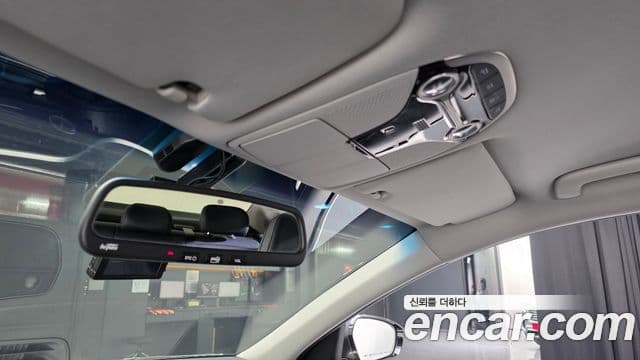 Hyundai Grandeur IG 3.0 LPi Modern (арендный автомобиль), 2018 18