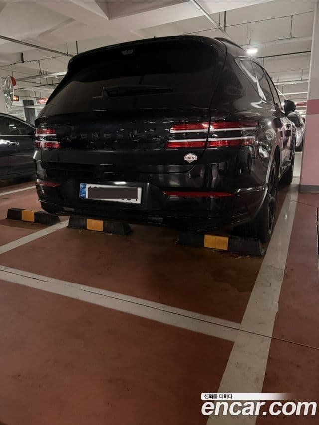 Genesis GV80 чёрный, 2025 4