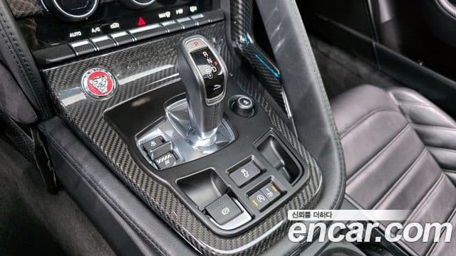 Jaguar F-TYPE X152, 2018 9