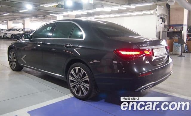 Mercedes-Benz E-класс W213 Exclusive, 2023 4